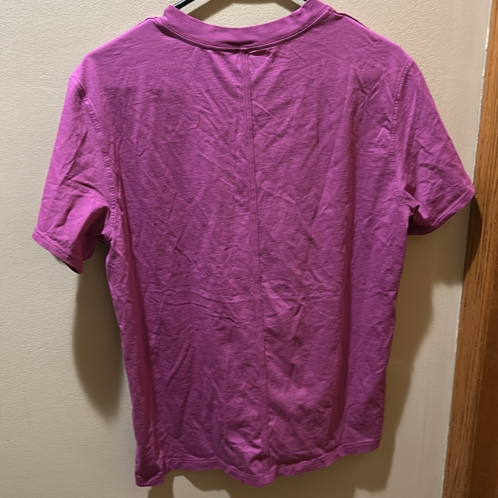 Lululemon Athletic Top - Picture 4 of 4